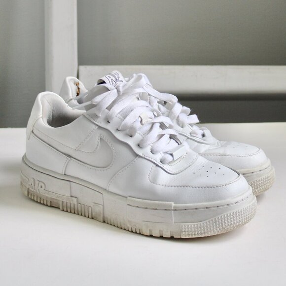 Nike Women's Air Force 1 Pixel Triple White Sneakers Size 7 - Picture 1 of 7